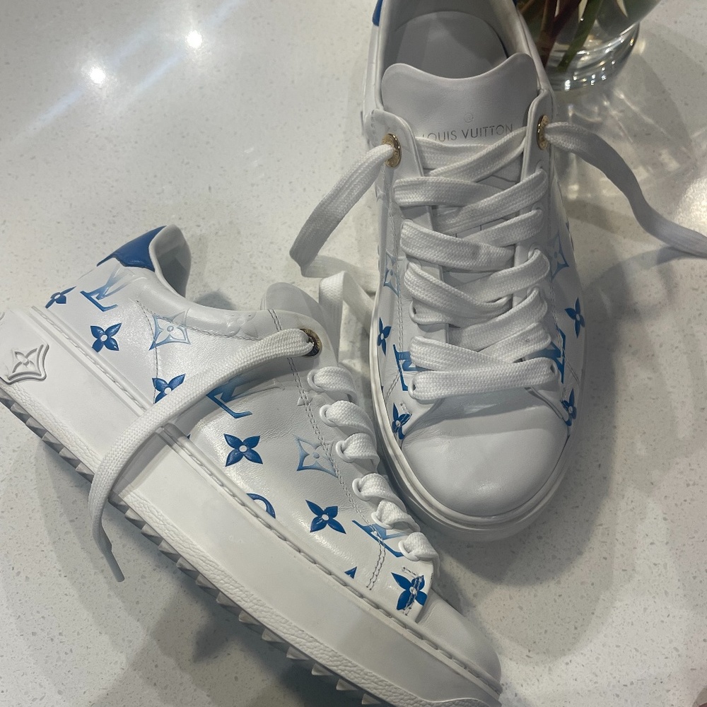 Authentic Louis Vuitton Time out Sneakers Blue